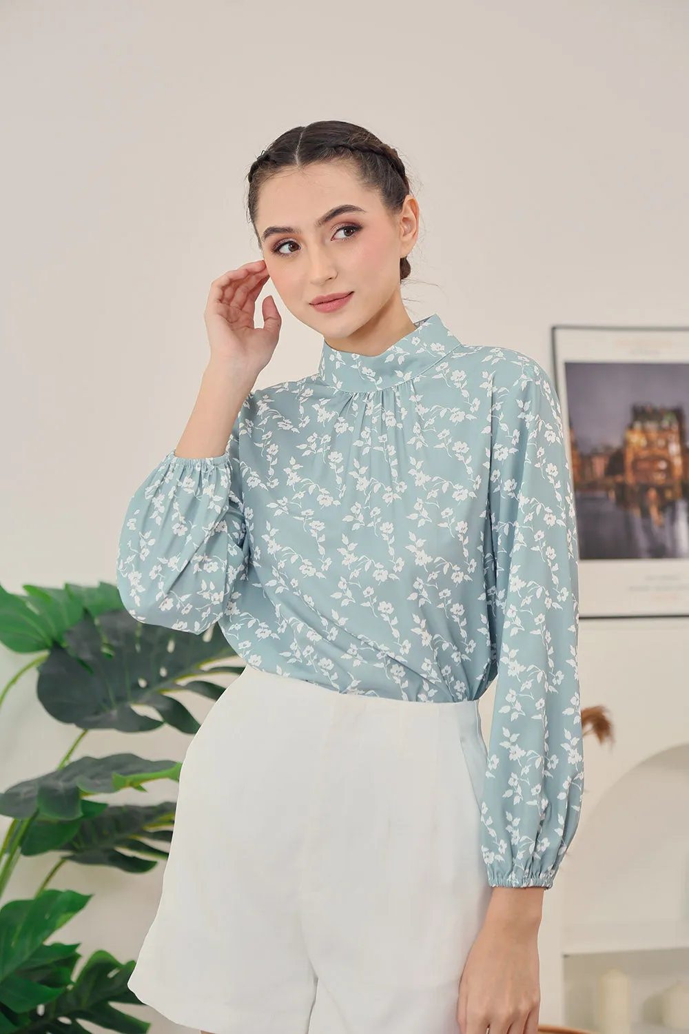 Astie Long Sleeve Floral Blouse in Sage