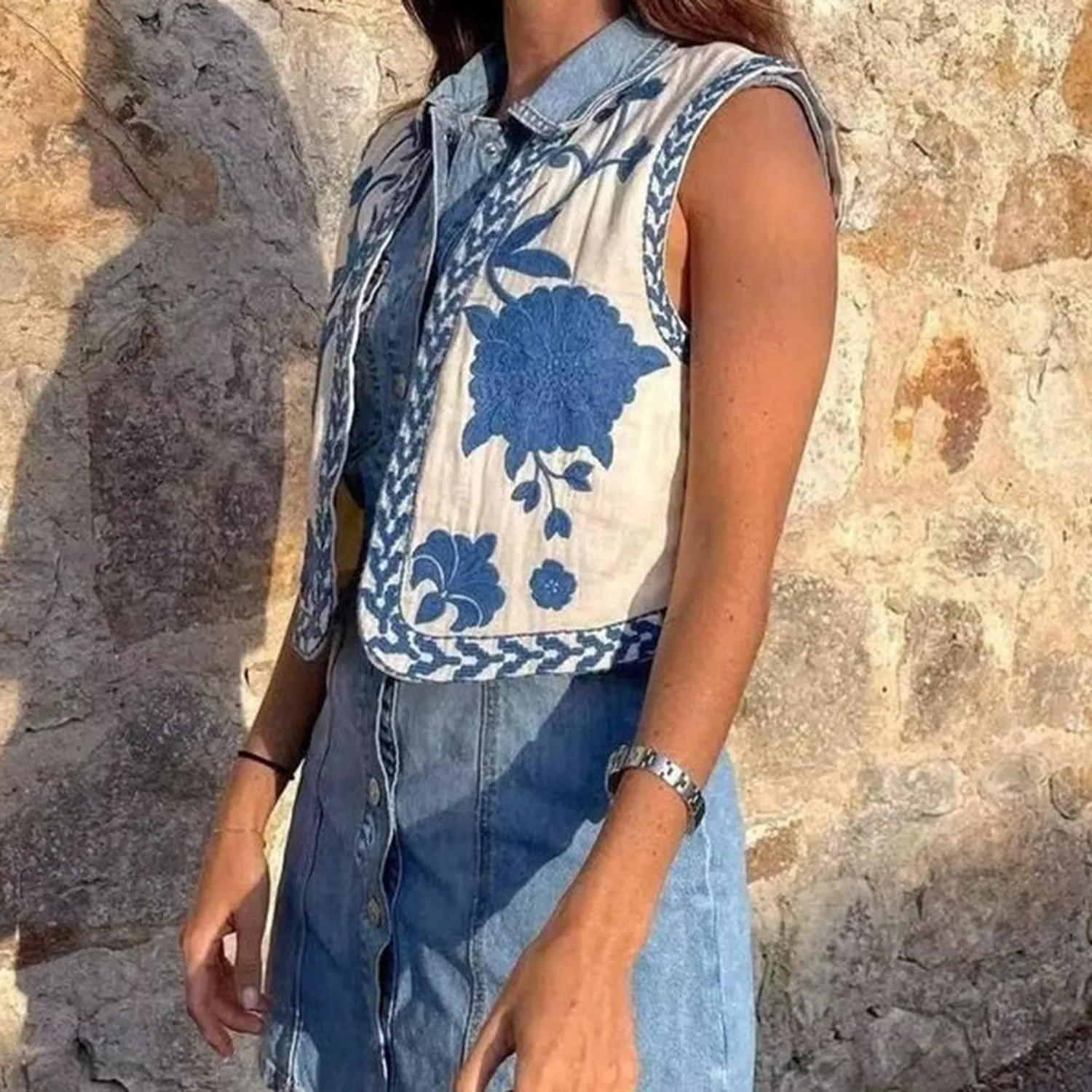 Meihuida Women Embroidered Vest Top Y2k Vintage Open Front Floral Boho Cropped Waistcoat